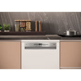 Hotpoint HD7FHP33UK Dishwasher, 15 Place Settings, White, D Rated - image 2