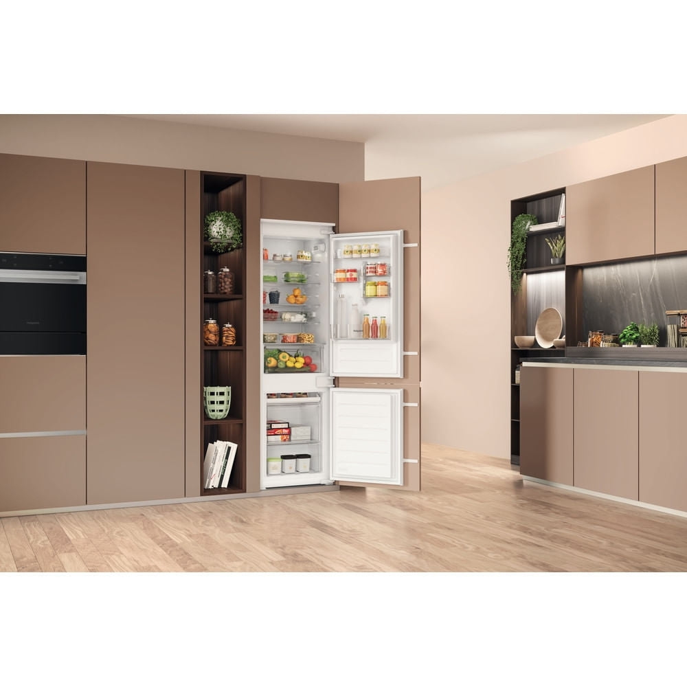 Hotpoint HTC18D011A1 Low Frost Integrated Fridge Freezer, Sliding Hinge, 70/30, White, E Rated - image 5