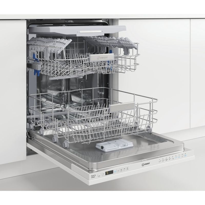Indesit - image 1
