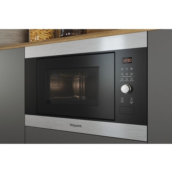 Hotpoint MF25GIXH Built-In Microwave with Grill, Black - image 6