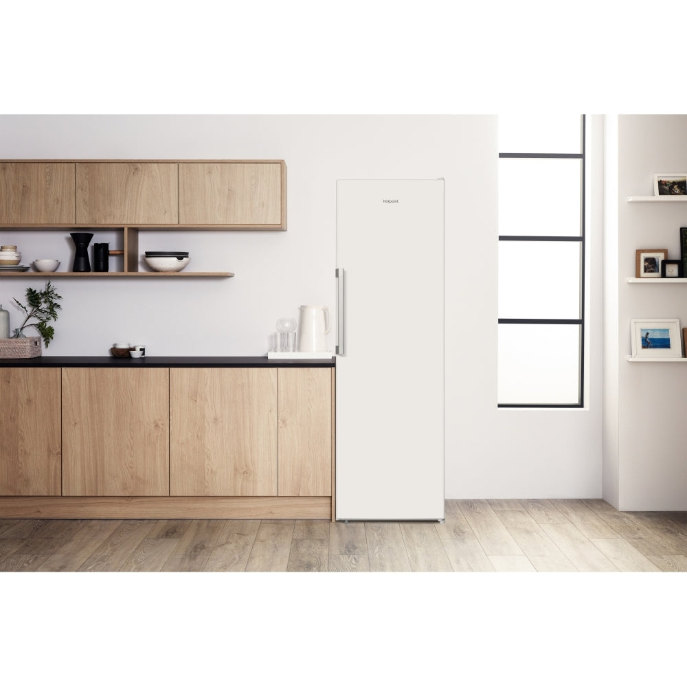 Hotpoint SH6A2QWRUK Tall Larder Fridge, White, E Rated - image 8