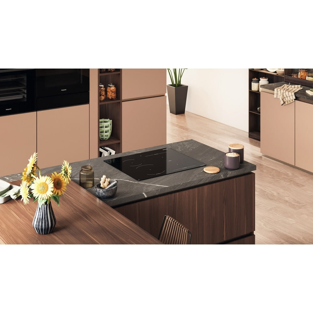 Hotpoint HTX6014DCF 59cm Induction Hob, Black - image 5