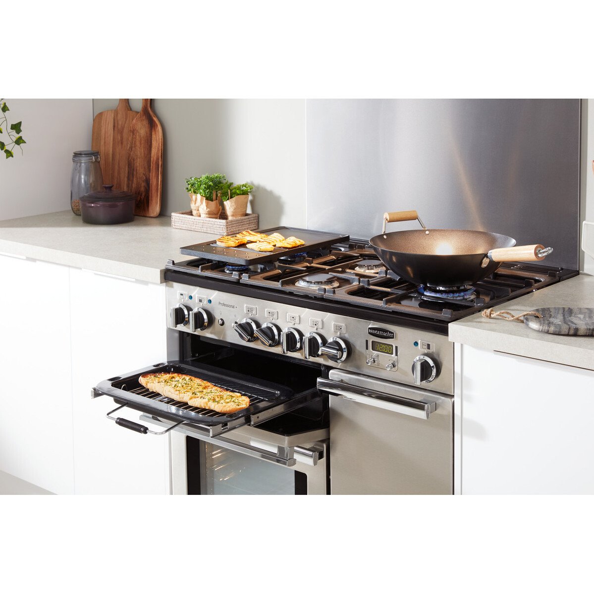 Rangemaster PROP90DFFCR/C Professional Plus Cream / Chrome 90cm Dual Fuel Range Cooker - product image 21