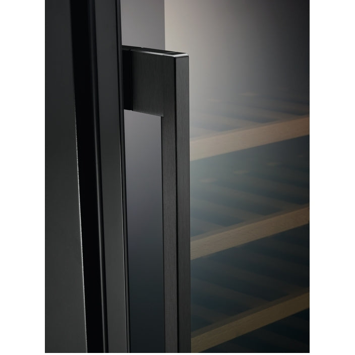 AEG AWS4020B5B Wine Cooler - product image 4
