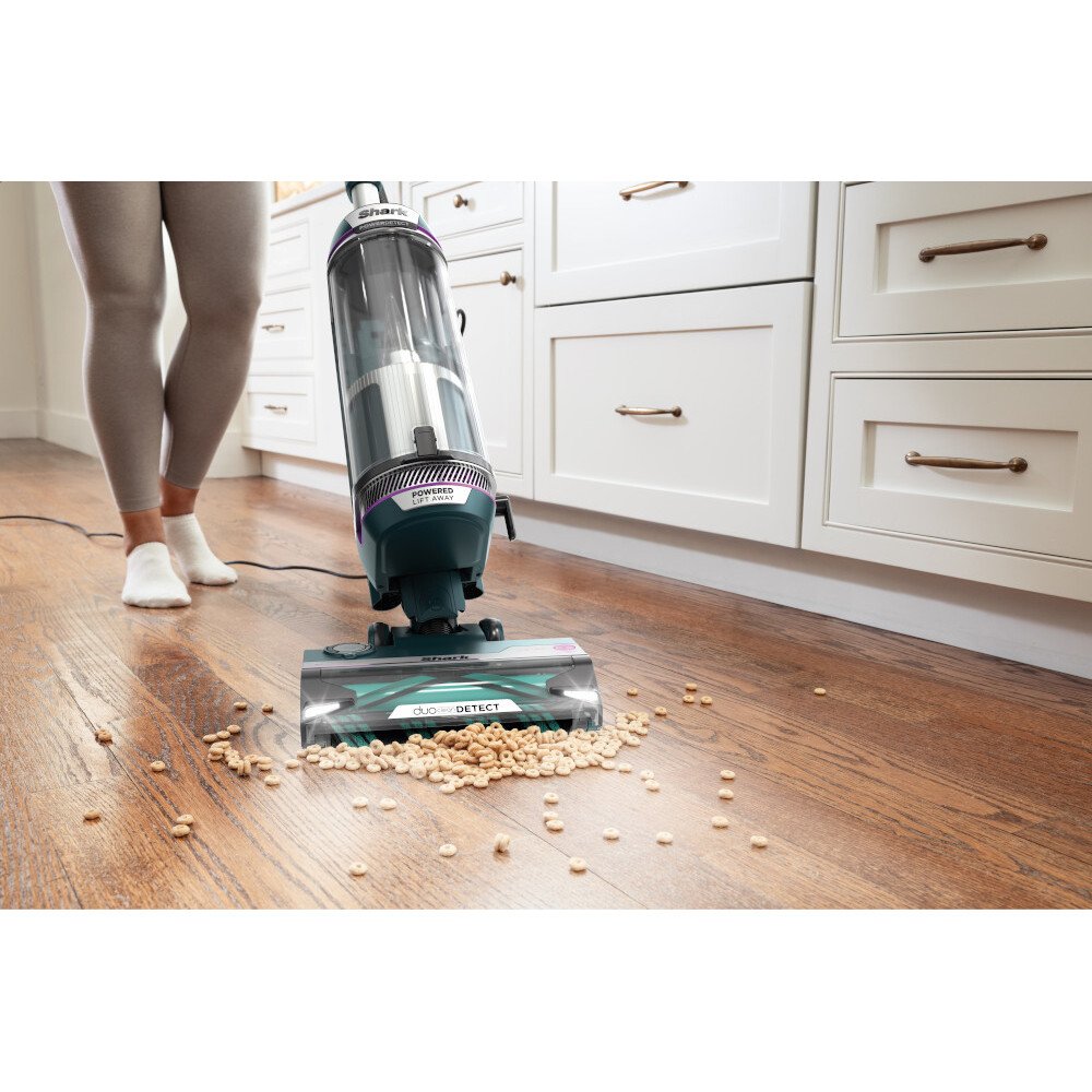 Shark AZ3900UKT PowerDetect Powered Lift-Away Upright Pet Vacuum Cleaner - product image 18