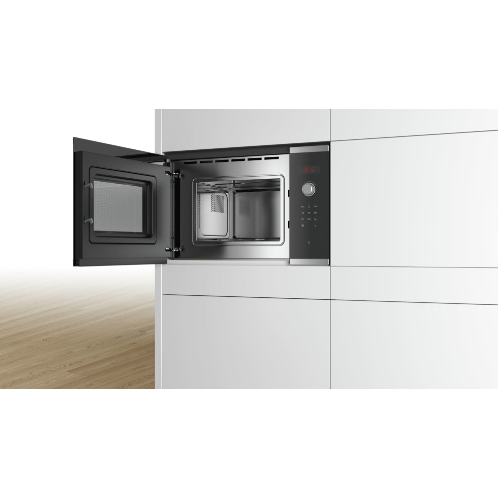 Bosch BFL523MS0B Series 4 Microwave - product image 2
