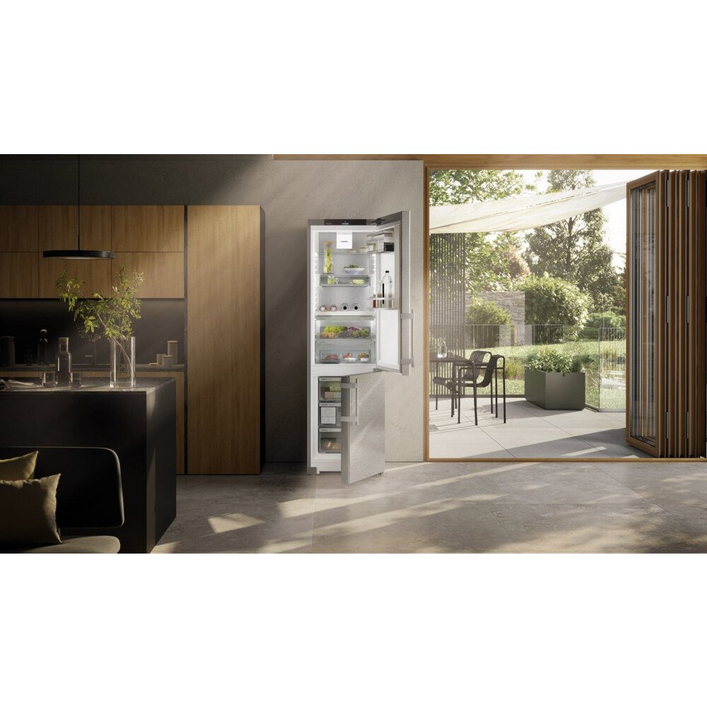 Liebherr CBNsda 575i Fridge Freezer - product image 9