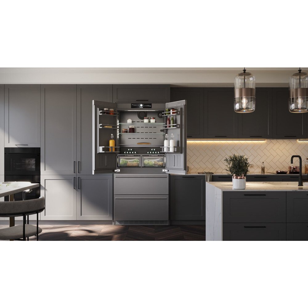 Liebherr CBNste 8872 Fridge Freezer - product image 6