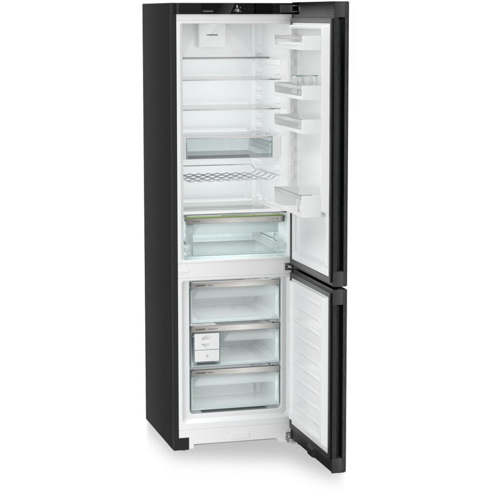 Liebherr CNbda 5723 Fridge Freezer - product image 4