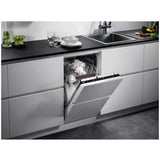 AEG FSB73427Z Integrated Dishwasher - product image 2