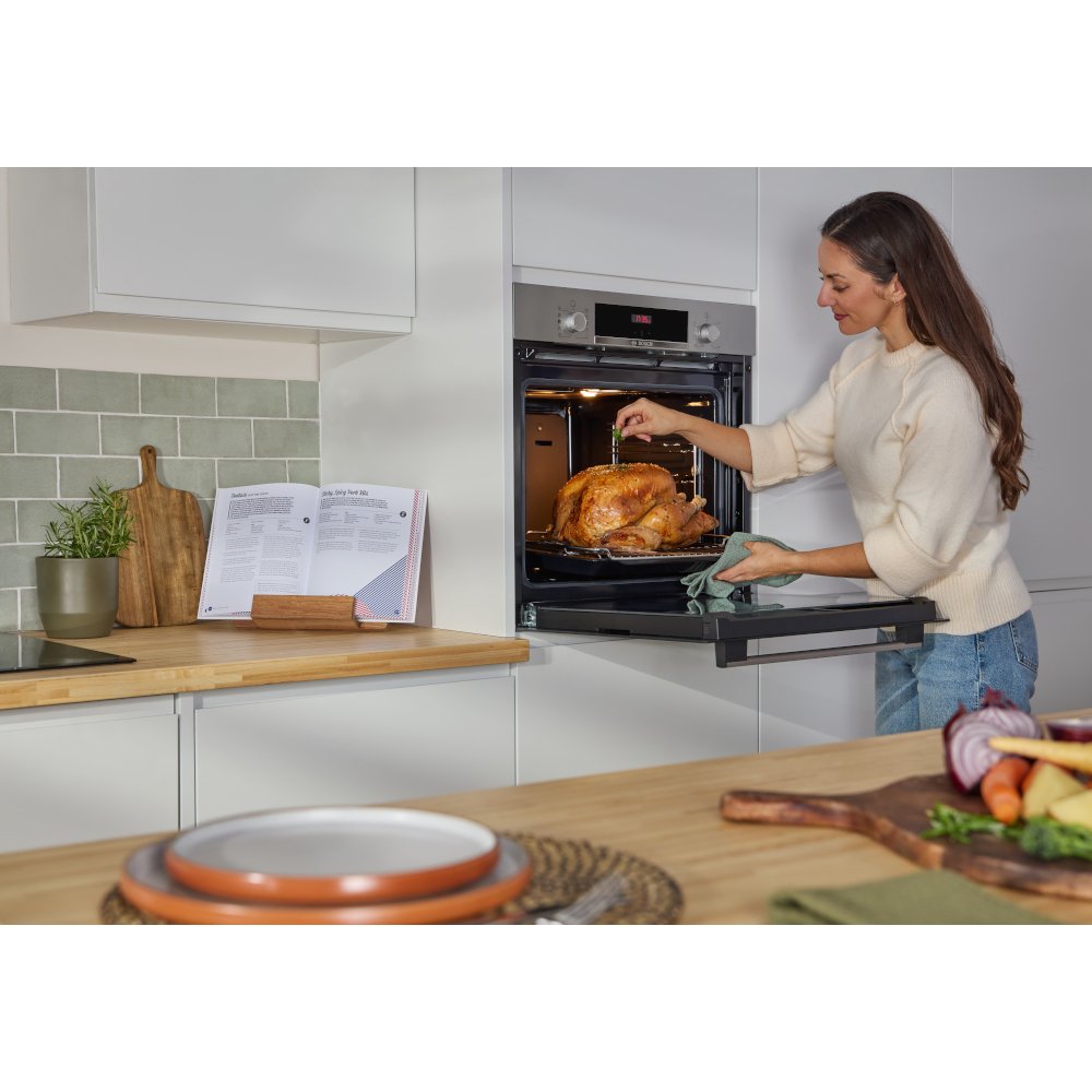 Bosch HQA534BS3B Series 4 Oven - product image 6