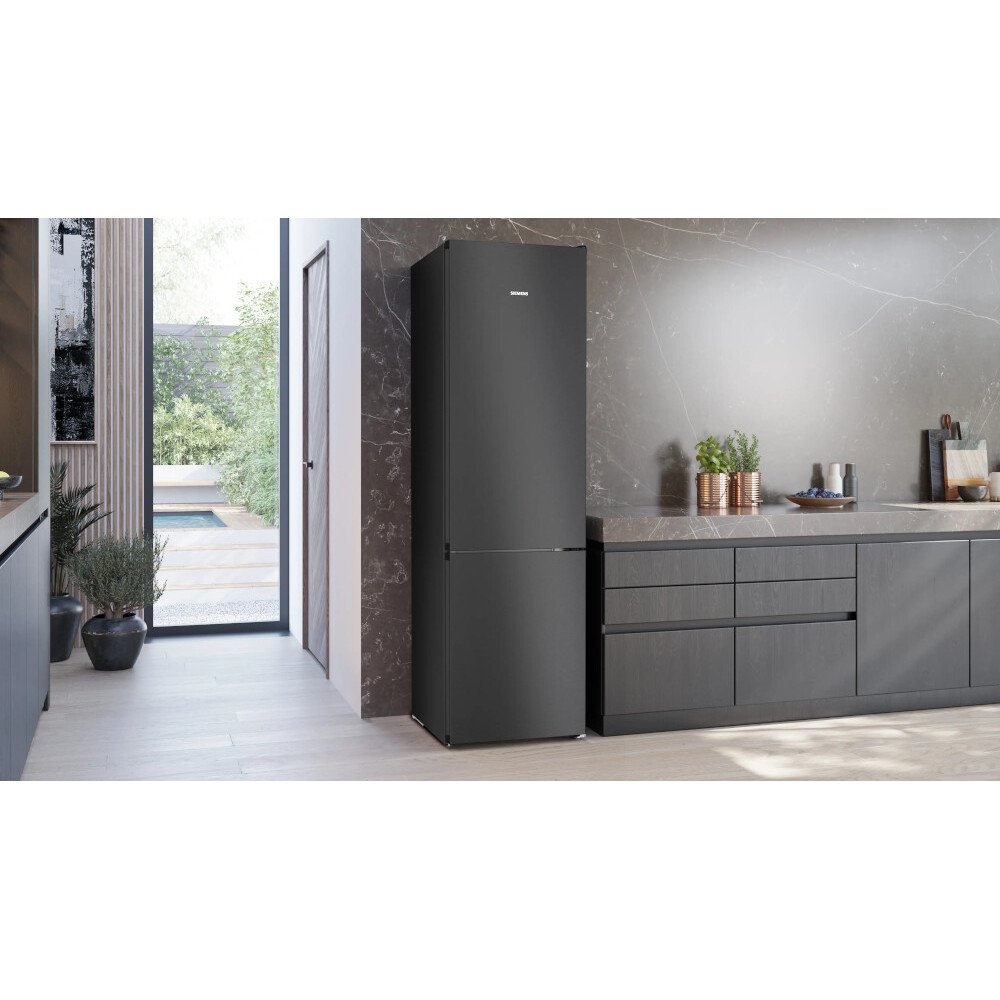 Siemens KG39NVXBG iQ300 Fridge Freezer - product image 9