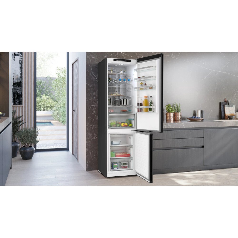 Siemens KG39NVXBG iQ300 Fridge Freezer - product image 10