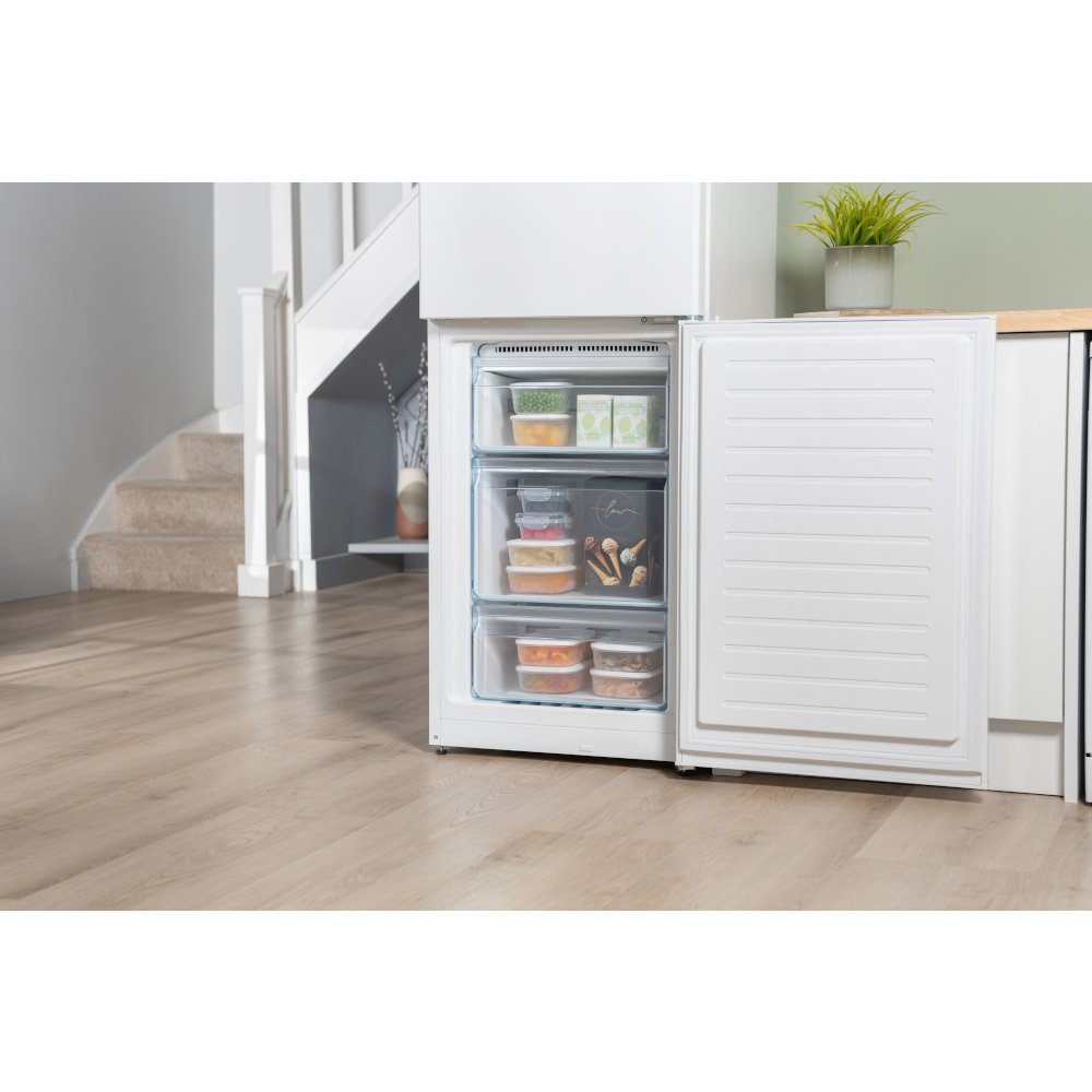 Bosch KGN34NWEAG Series 2 Fridge Freezer - product image 6