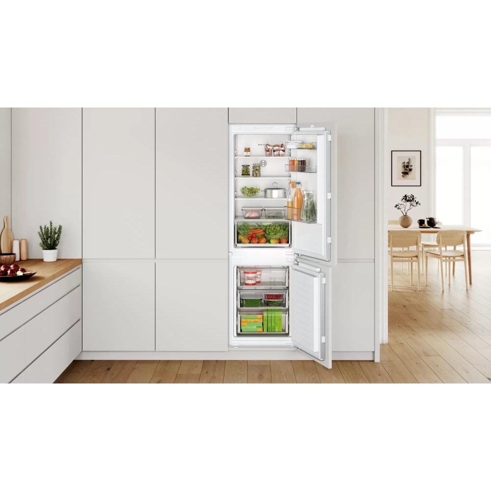 Bosch KIN86NFE0G Series 2 Fridge Freezer - product image 2