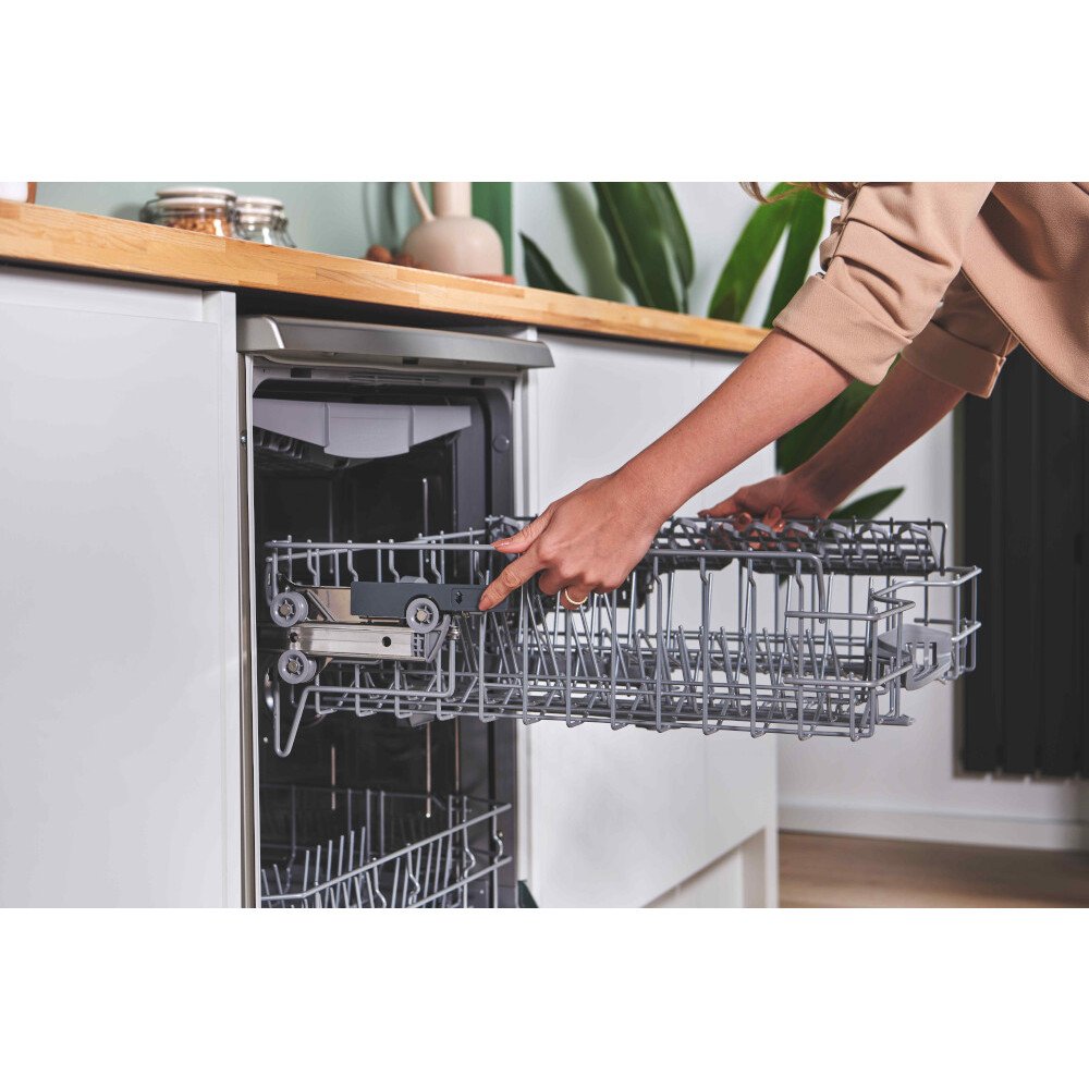 Bosch SMS2HVI67G Series 2 Dishwasher - product image 13