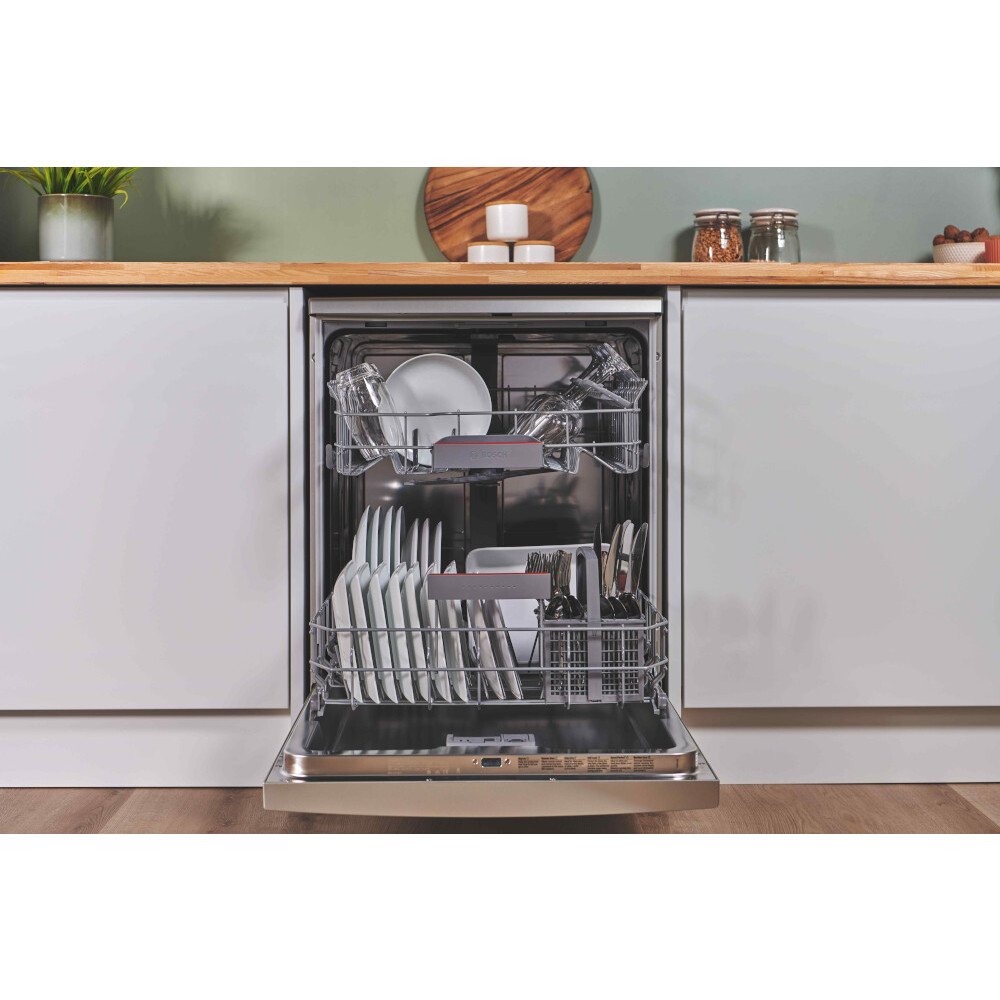 Bosch SMS4EKI06G Series 4 Dishwasher - product image 6