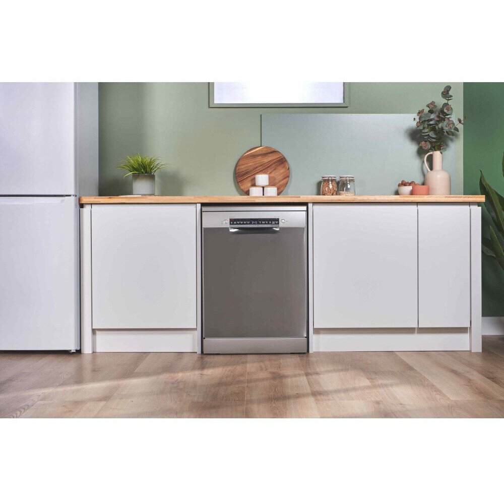 Bosch SMS6ZCI10G Series 6 Dishwasher - product image 4