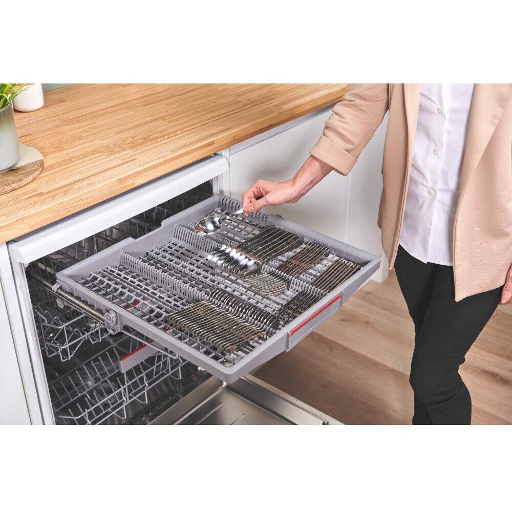 Bosch SMS6ZCW10G Series 6 Dishwasher - product image 12