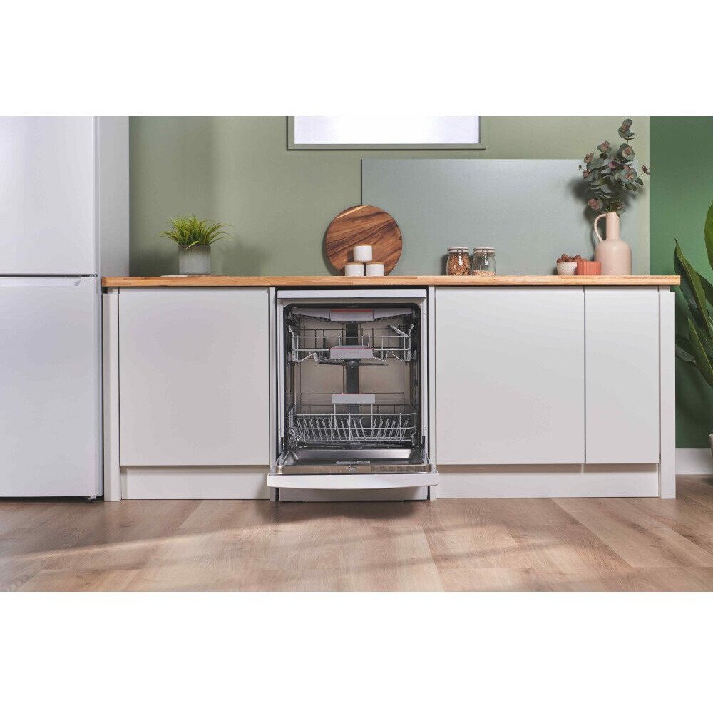 Bosch SMS6ZCW10G Series 6 Dishwasher - product image 5