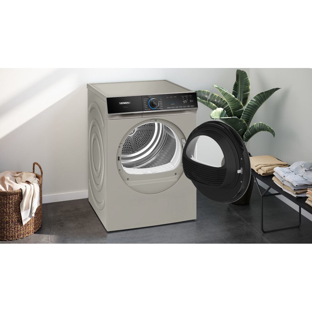 Siemens WR47B2CSGB iQ700 Tumble Dryer - product image 3